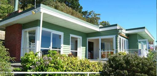 24 Whitewash Head Road